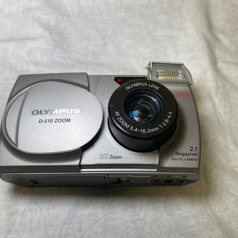 Olympus Camedia D-510 Zoom 2.1MP Digital Camera Tested 64MB SmartMedia Case